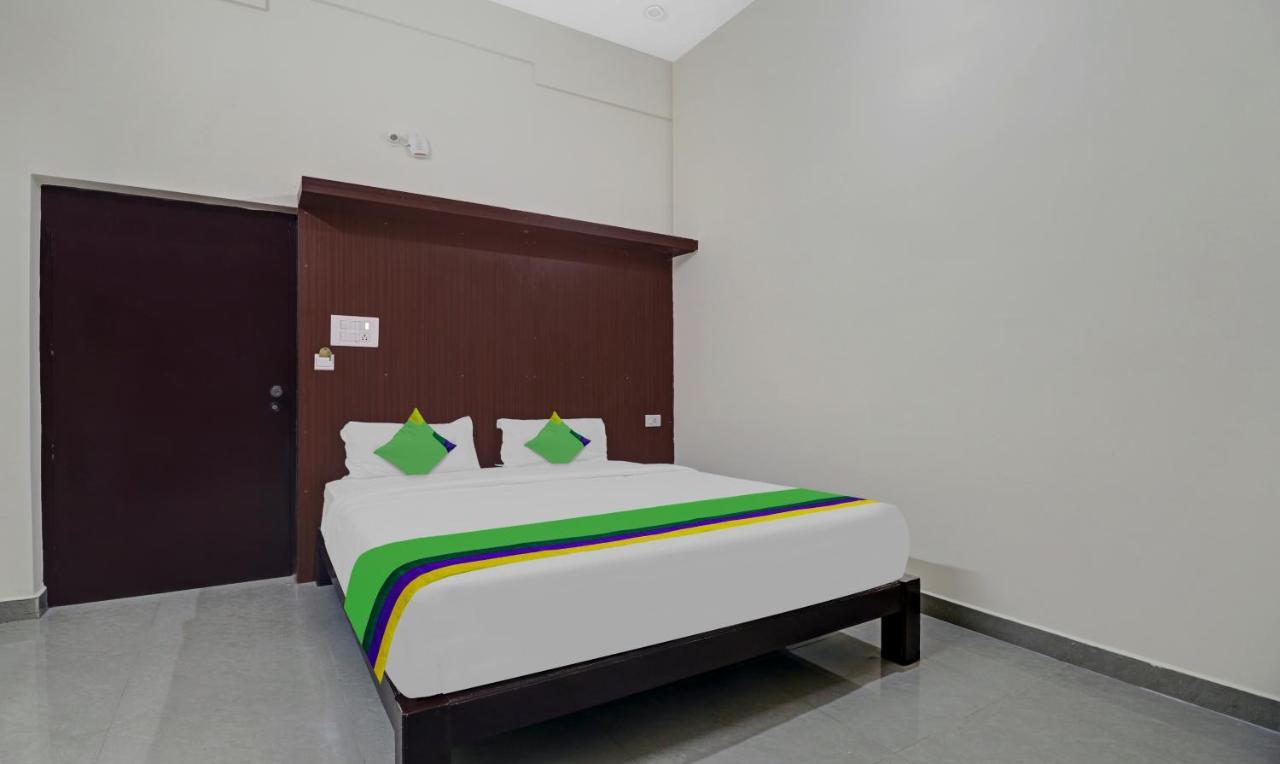 Grand Jp Inn Near 2 Km From Gundlupet Bus Stand Exterior foto